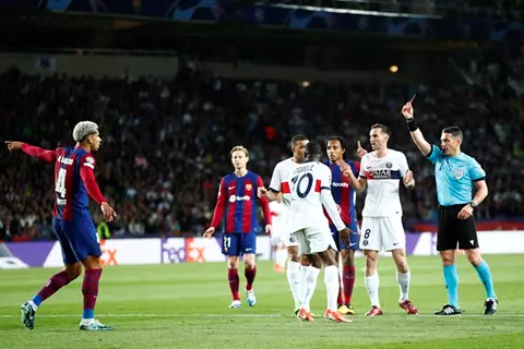 دوري أبطال أوروبا.. التشكيل المتوقع لمباراة برشلونة ضد باريس